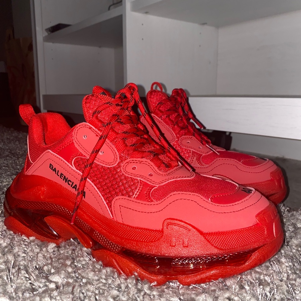 Balenciaga triple s trainer